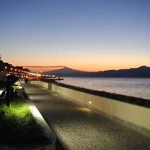 https://vista-mare-rooms.catania-hotels.net