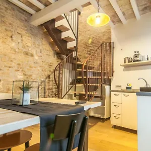 http://la-corte-del-grillo.hotels-perugia.com